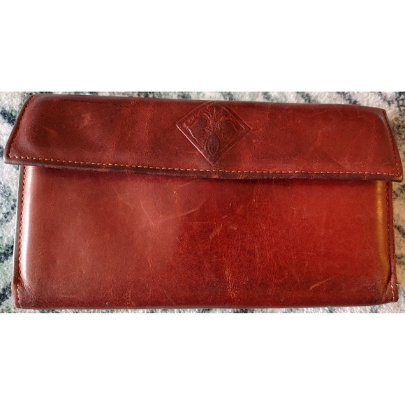 Amity Handbags - Vintage Amity Zipper Clutch Cowhide Soft Leather Wallet Burgundy Card Holder